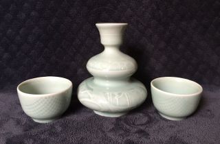 Vintage Chinese Longquan Style Celadon Glazed Porcelain Bottle Vase & Cups