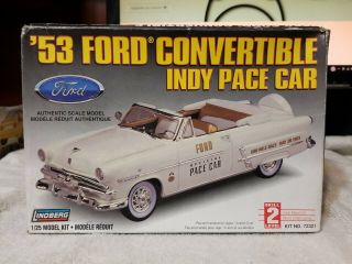 Vintage Lindberg 1953 Ford Convertible Indy Pace Car 1:25 Scale Model Kit