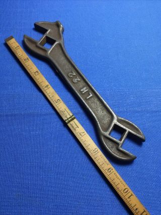Antique LH22 SYRACUSE DEERE CHILLED Plow Implement Wrench Tool 3