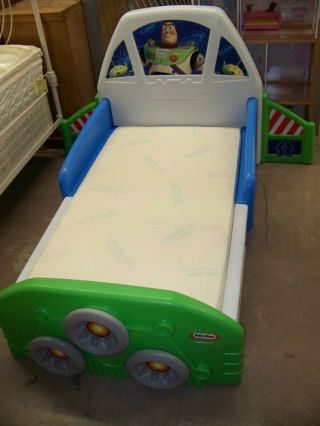 Toy Story Buzz Lightyear Rocket Ship Toddler Bed Local Pick Up Only Rare