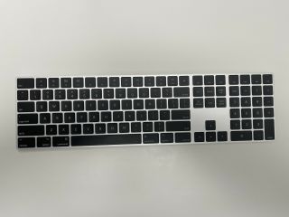 EXCLUSIVE  2019 Apple Mac Pro Magic Keyboard silver with black keys  RARE 2020 2