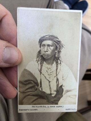 Rare 1860’s Cdv Photo Of A Sioux Native American Indian Man
