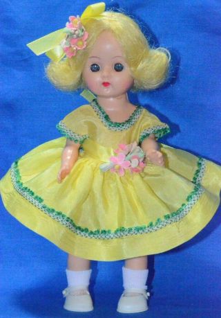 Vintage 8 " Cosmopolitan Ginger Doll In Tagged Dress Slw Ml (ginny Competitor)