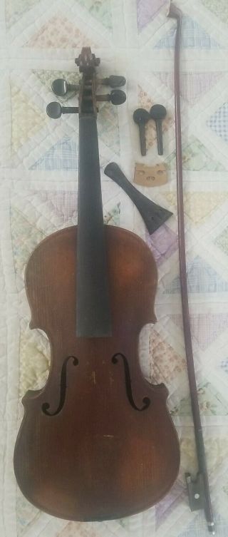 Antique Violin by Antonius Cremonius Stradivarius with Case 3