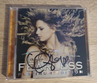 Rare Taylor Swift Hand Signed Fearless Platinum Edition Cd/dvd 2009