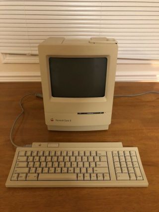 1991 Apple Macintosh Classic Ii Home Computer Mac Vintage Rare Collector 