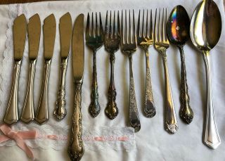 Vintage Wallace Silversmith 12 Pc Butter Table Knives Salas Dinner Forks Spoons
