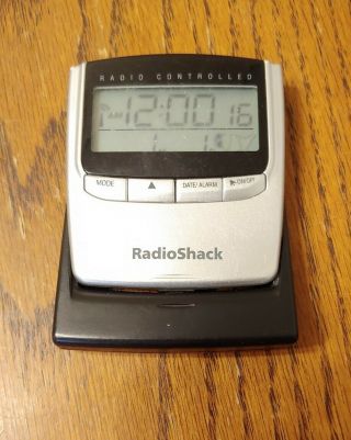 Vintage Radio Shack Lcd Travel Digital Alarm Clock Radio Controlled 63 - 964
