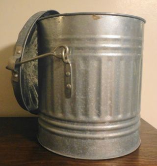 Vintage Galvanized Steel 6 Gal Trash Can with attached Lid Made in Britain 2
