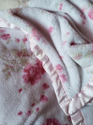 Rare Rachel Ashwell Shabby Chic King 2 Ply Pink Roses Plush Blanket Satin Trim