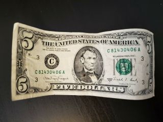 Old,  Rare 5 Dollar Bill - 1988 C81430406a