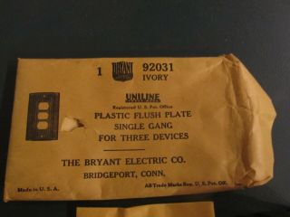 Vintage Uniline NOS Bakelite 3 Hole Electrical Switches & Switch plate 2