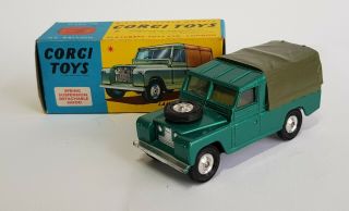 Very Rare Corgi Toys No.  438,  Land Rover (109 " W.  B. ),  -.