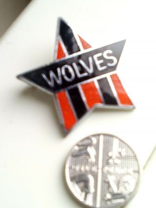 Rare Wolverhampton Wanders Fc Enamel Badge