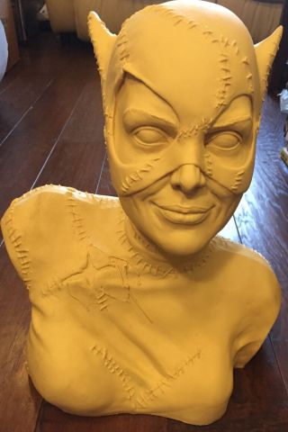 Rare Mike Hill Shapeshifter”1:1 Unpainted Catwoman Bust Michelle Pfeiffer Resin