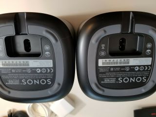 Sonos Play:1 Set of 2 Rarely Black Wireless Speakers With WiFi Boost Hub 4