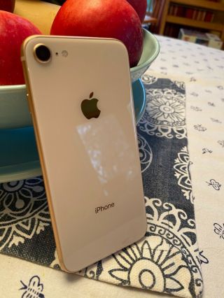 Apple Iphone 8 - Rare 256gb - Gold (verizon) (cdma,  Gsm)