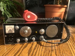 Rare E.  C.  I.  “a75 Or Courier 1m” Tube Radio With Red Mic