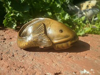 Hand Carved Box Wood Netsuke Carp Or Maybe Catfish Fish Figure.  1 根付魚