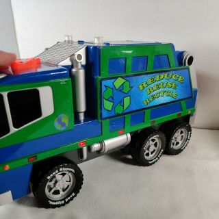 Toy State RARE Green ROAD RIPPER Recycle Team Lights Sound Action Garbage Truck 2