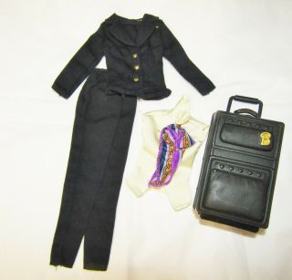 Cloths Barbie Poupee Doll Mattel American Airlines Aviation HÔtesse