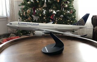 Rare Continental Airlines Pacmin Airbus A300 1/100 Scale Model