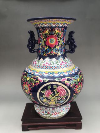 Chinese Antique Hand Make Porcelain Qianlong Mark Vase N173
