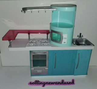 Rare 2006 Barbie Kitchen & Doll Kitchen Blue L0059
