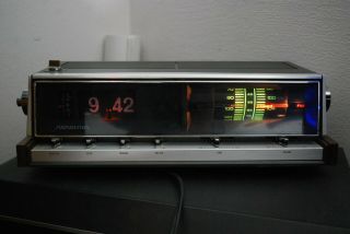 Rare Vintage Soundesign Model 3486b Flip Clock Am/fm Radio W/unique Rotary Tuner