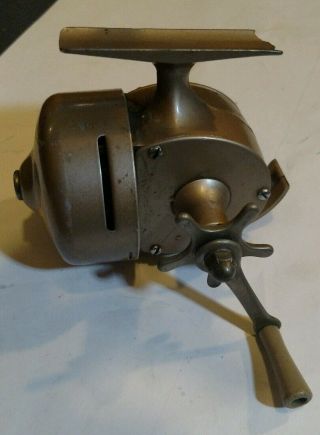 Vintage Shakespeare Fishing Reel Push Button Wondercast No.  1773 With Pole