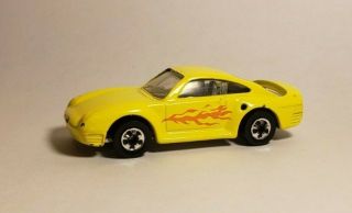 Hot Wheels Porsche 959 Yellow W/ Flames Rare Garage Set Exclusive