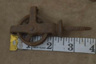 Antique 2 1/2 " Screw Pulley Spoke Wheel Rustic Cast Iron Old Barn Hardware 1