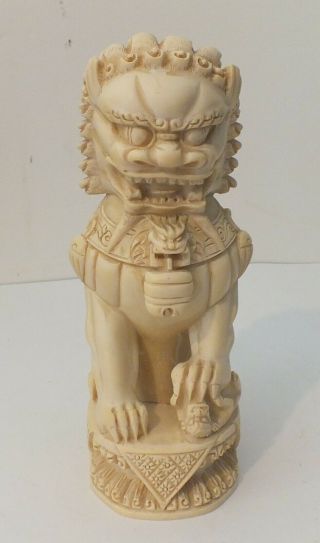 Detailed Chinese Guardian Lion / Foo Dog Statue - 7 - 5/8 " Tall - 2.  7lbs Composite