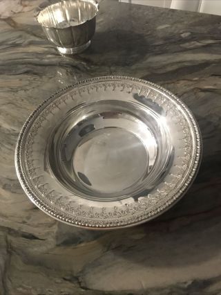 Large Vintage Reed & Barton 1202 Silver Plated Bowl Decorative Edge