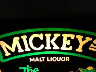 Rare Vintage 1985 Mickey ' s Malt Liquor Mean Green Bee Beer Lighted Wall Sign 2