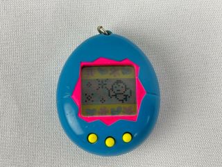 1997 Bandai Tamagotchi Virtual Pet - Blue & Pink W Yellow Buttons Rare