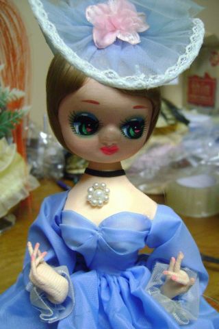 Vintage Bradley Big Eye Doll Southern Belle Blue Puffy Dress Korea