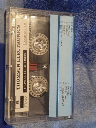THE CRANBERRIES - EVERYBODY ELSE IS DOING IT.  RARE THOMSUN CASSETTE RELEASE 2