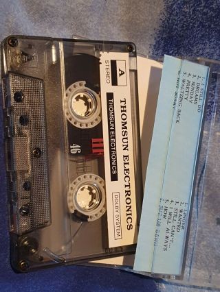 THE CRANBERRIES - EVERYBODY ELSE IS DOING IT.  RARE THOMSUN CASSETTE RELEASE 3