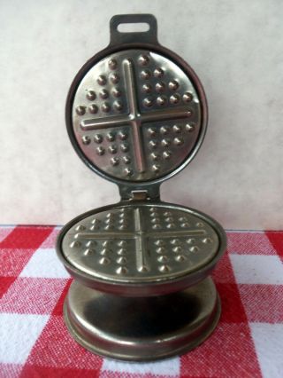 Antique Toys Dover Waffle Iron Rare Childs Metal Kitchen American Girl Doll Size