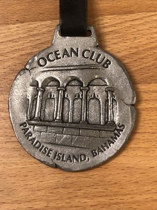 Vtg Rare Ocean Club Golf Bag Tag - Paradise Island Bahamas Medallion Sz 2 1/2”
