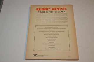 OUR BODIES OURSELVES BY THE BOSTON WOMEN ' S HEALTH BOOK COLLECTIVE 1973 RARE 2