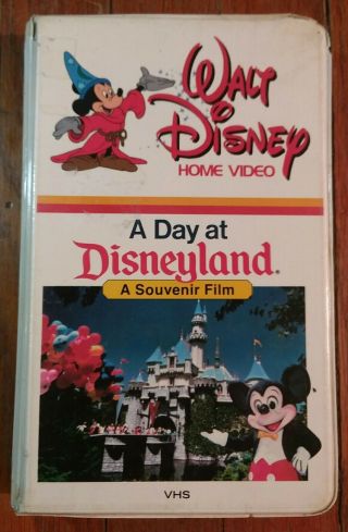 A DAY AT DISNEYLAND A SOUVENIR FILM - VHS WHITE Disney big box Clamshell rare oop 2