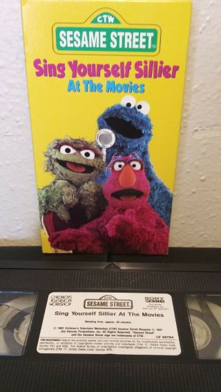 Sesame Street - Sing Yourself Sillier at the Movies (VHS,  1997) RARE EUC TELLY 3