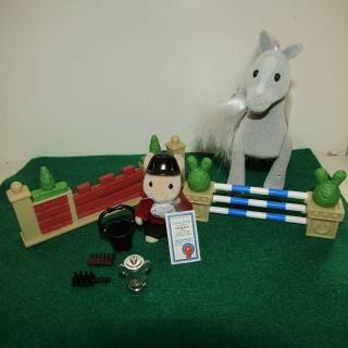 Sylvanian Families - Rare Show Jumping Set With Kirstie Hamilton - 1 Day Listing