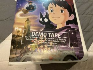 DISNEY KIKI ' S DELIVERY SERVICE VHS IN CLAMSHELL DEMO TAPE RARE OOP 2