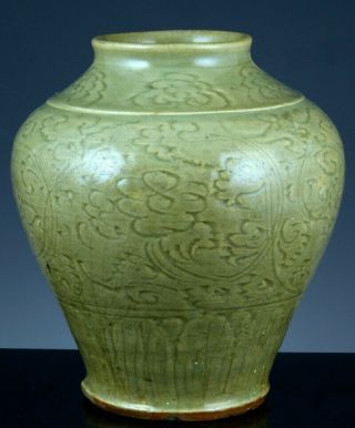 Rare 14/15c Chinese Early Ming Dynasty Longquan Celadon Glaze Carved Lotus Vase