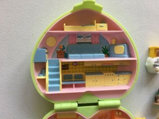 1989 VINTAGE POLLY POCKET PONY CLUB COMPLETE 2 EXTRA DOLLS,  TABLE & OFFICE DESK 2