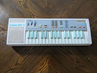 Pink Casio Sk - 1 Sampling Keyboard Vintage Rare Limited Edition Unicorn