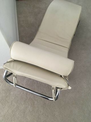 Cream (rare) Vintage Le Corbusier Lc4 Style Mid Century Chaise Lounge Chair